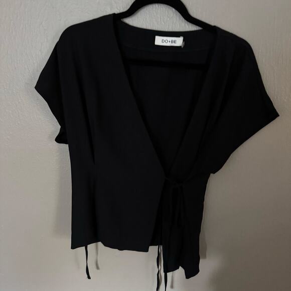 DO+BE Black Wrap Front Short Sleeve Blouse Size Large casual comfort summer - Picture 1 of 8